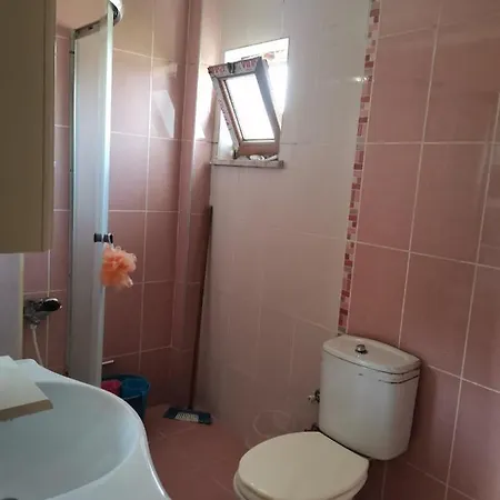 1915 Kopru Manzarali 700m2 Bahceli Mustakil Ev