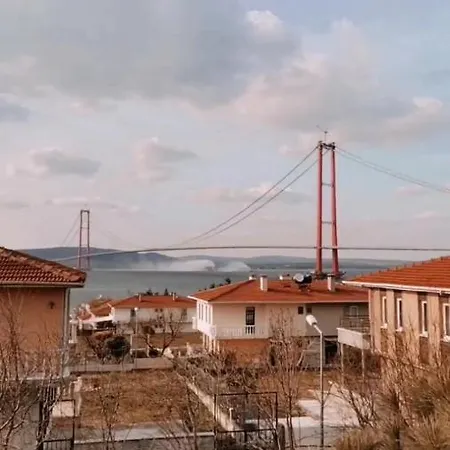 فندق 1915 Koeprue Manzarali 700m2 Bahceli Mustakil Ev 3*