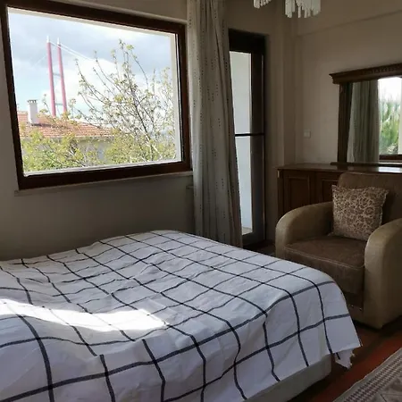 1915 Kopru Manzarali 700m2 Bahceli Mustakil Ev Holiday home *